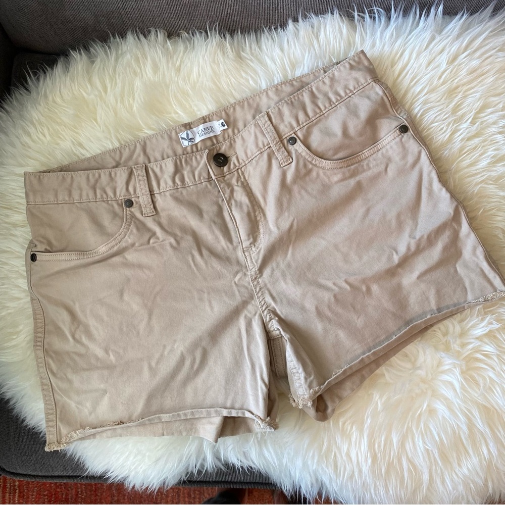 Carve Designs Beige Jean Shorts